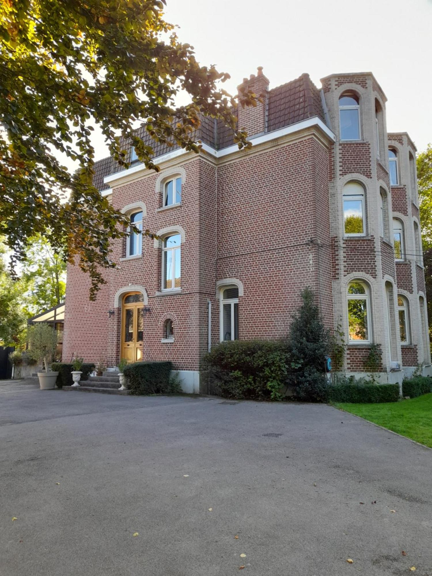 Chambre Au Chateau De St-Pierre-Brouck Saint-Pierre-Brouck Екстериор снимка