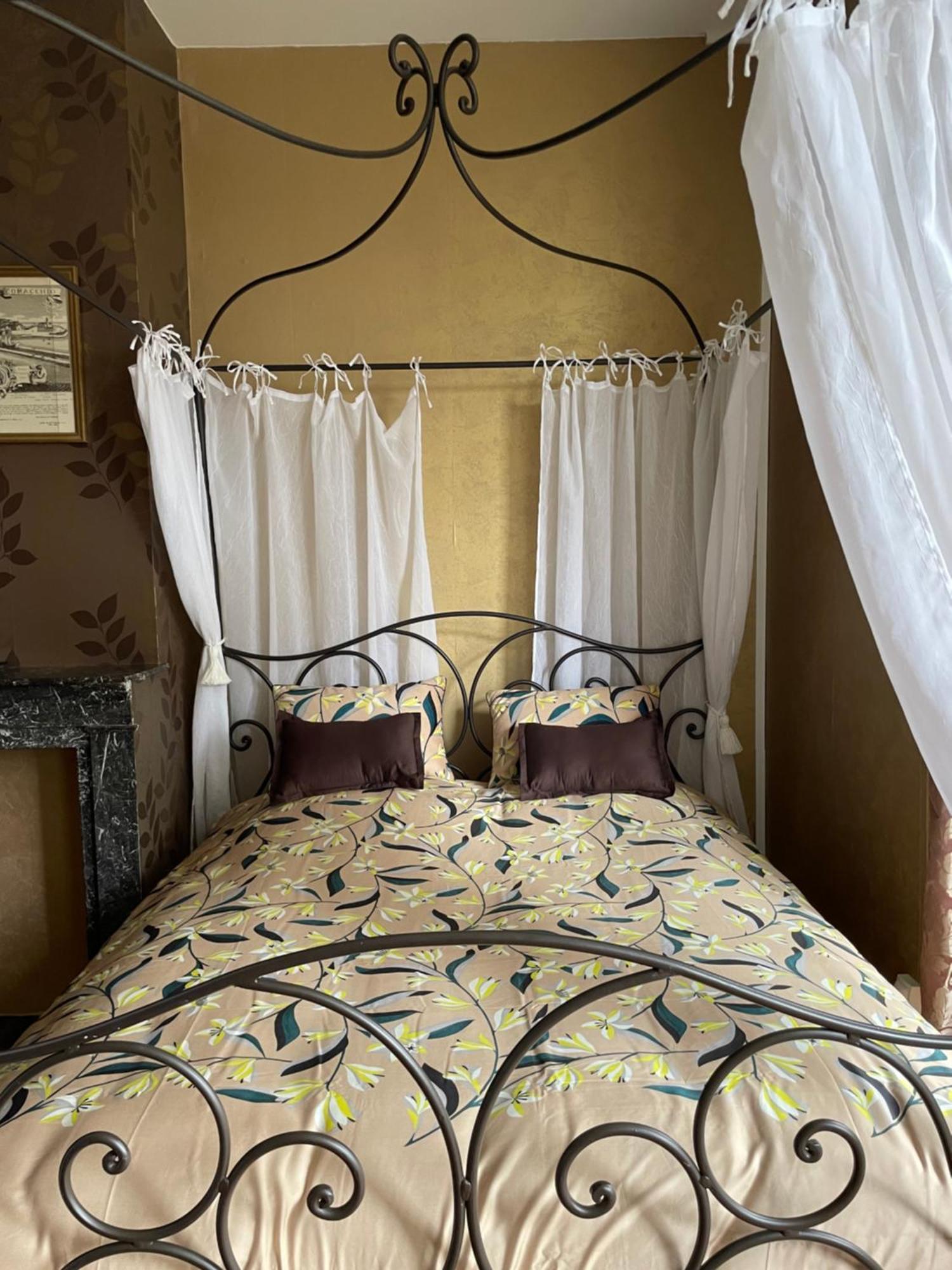 Chambre Au Chateau De St-Pierre-Brouck Saint-Pierre-Brouck Екстериор снимка